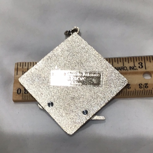 Space Shuttle Atlantis pendant 3-D - Picture 2 of 3